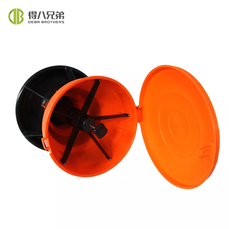 Automatisk foderho för smågrisar